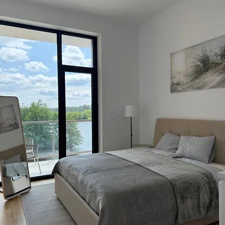 Apartment Luxapartments S Vyhladom Na Jazero V Penati Golf Sajdikove Humence